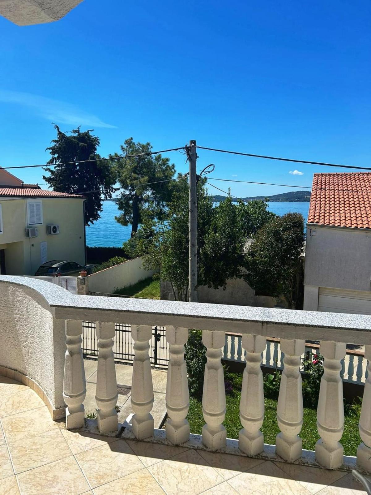 Apartment Stipe Бибине Екстериор снимка