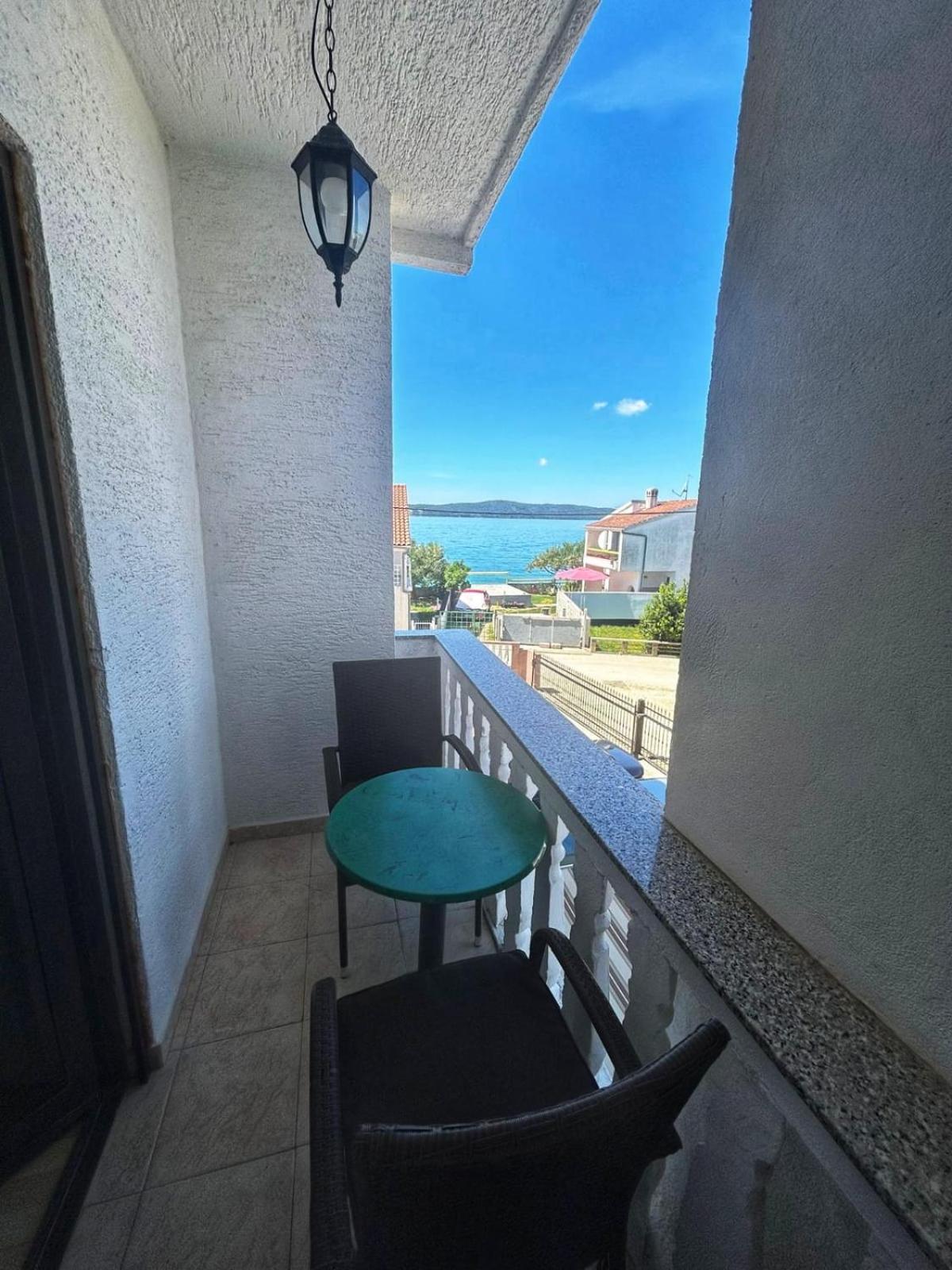 Apartment Stipe Бибине Екстериор снимка